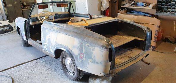 Restauration 403 cabriolet